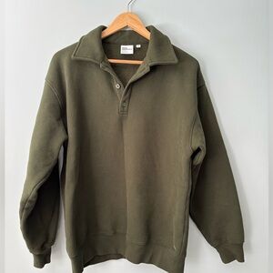 Like New Aritzia TNA cozy fleece boyfriend collared sweatshirt Dark Olive XS